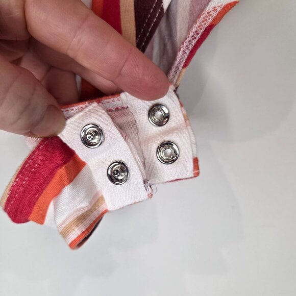 Forever 21 60s Style Bodysuit Size Medium - Picture 8 of 8